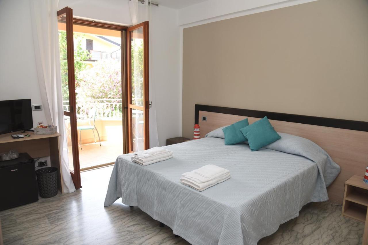 La Porta Del Mare Bed & Breakfast Villapiana Exterior photo